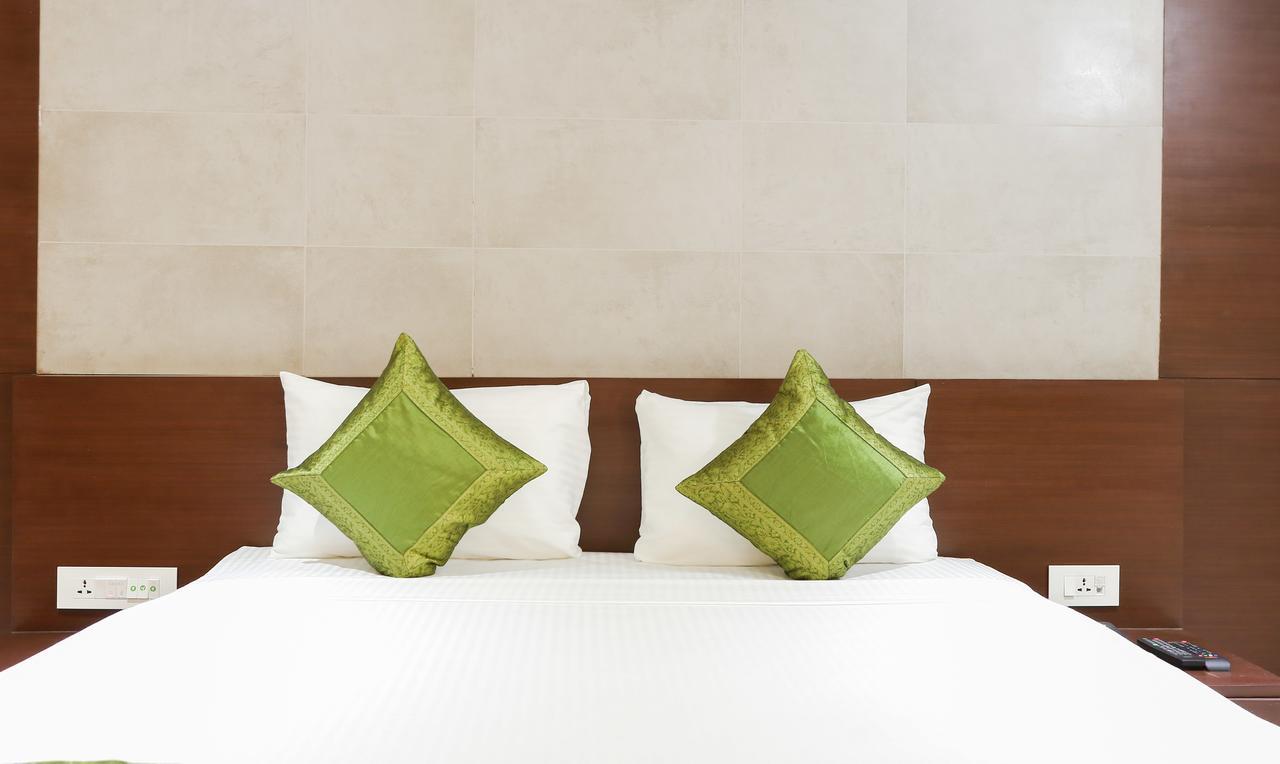 Treebo Trend Vijaya Grand Hotel Udupi Bagian luar foto