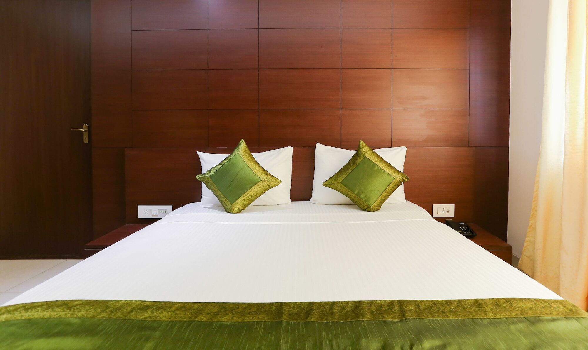 Treebo Trend Vijaya Grand Hotel Udupi Bagian luar foto